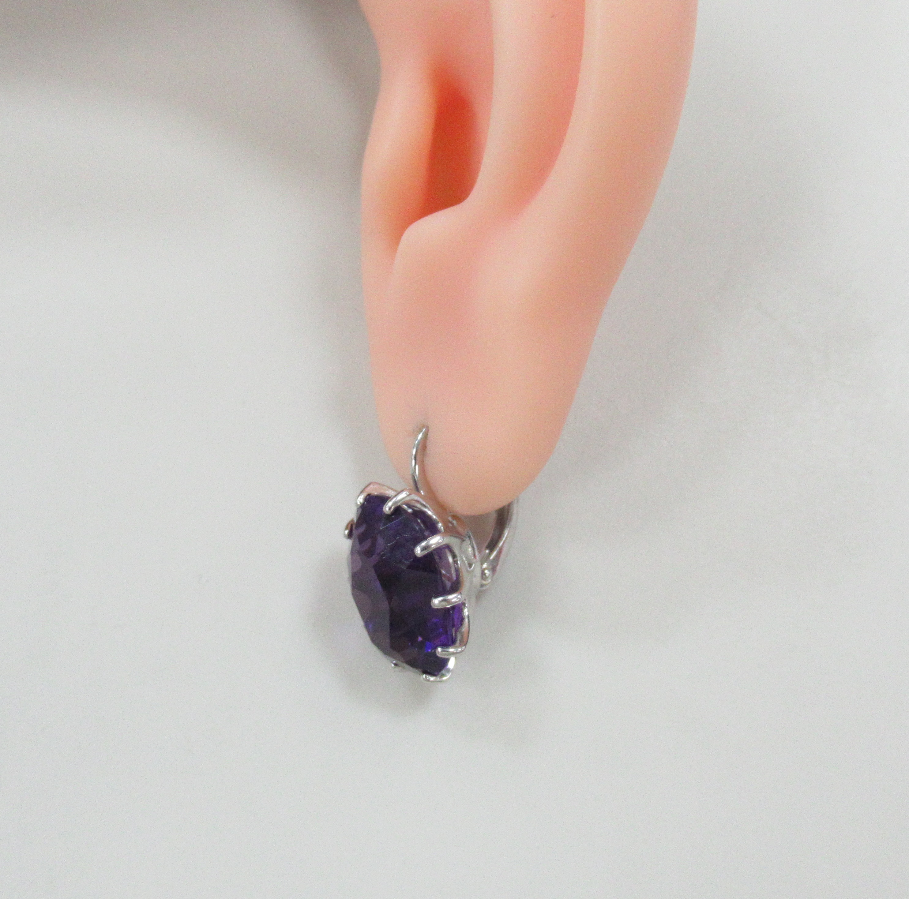 Серебряные серьги с аметистами